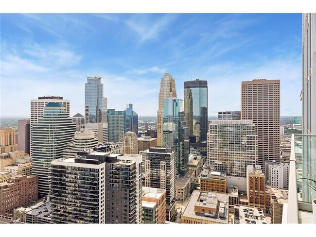 Building Photo - 255 Hennepin Ave