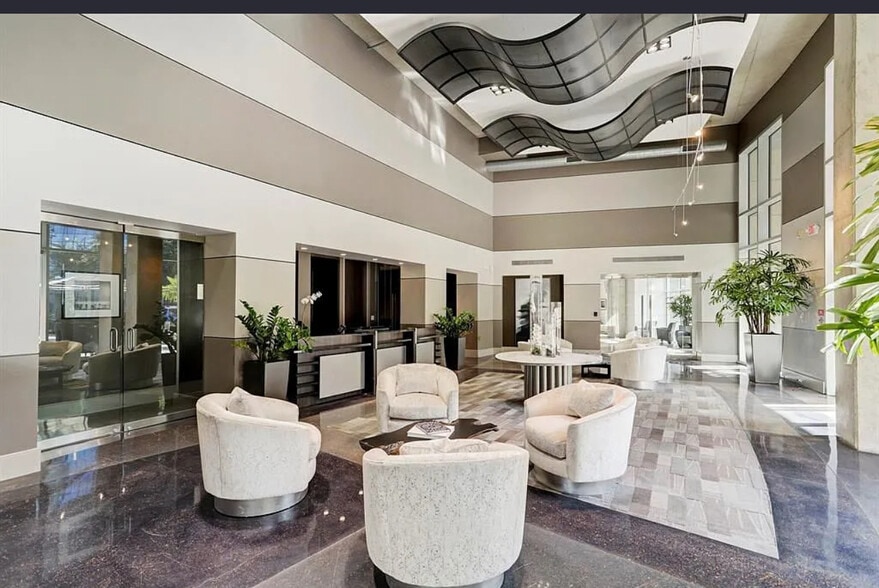 Building Photo - 1901 Post Oak Blvd