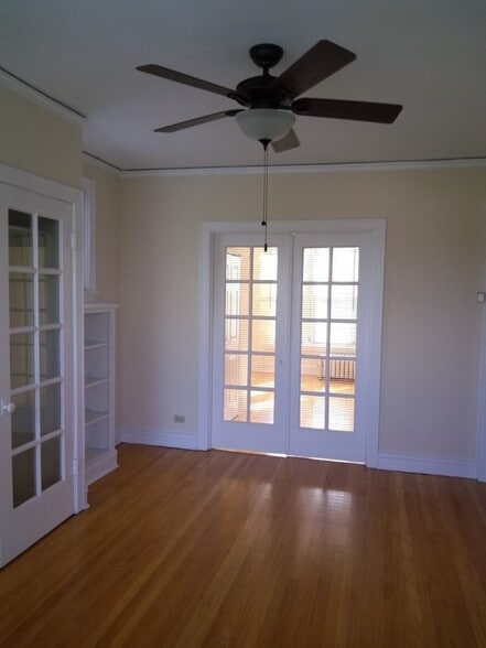 Building Photo - 129 Ridge Ave