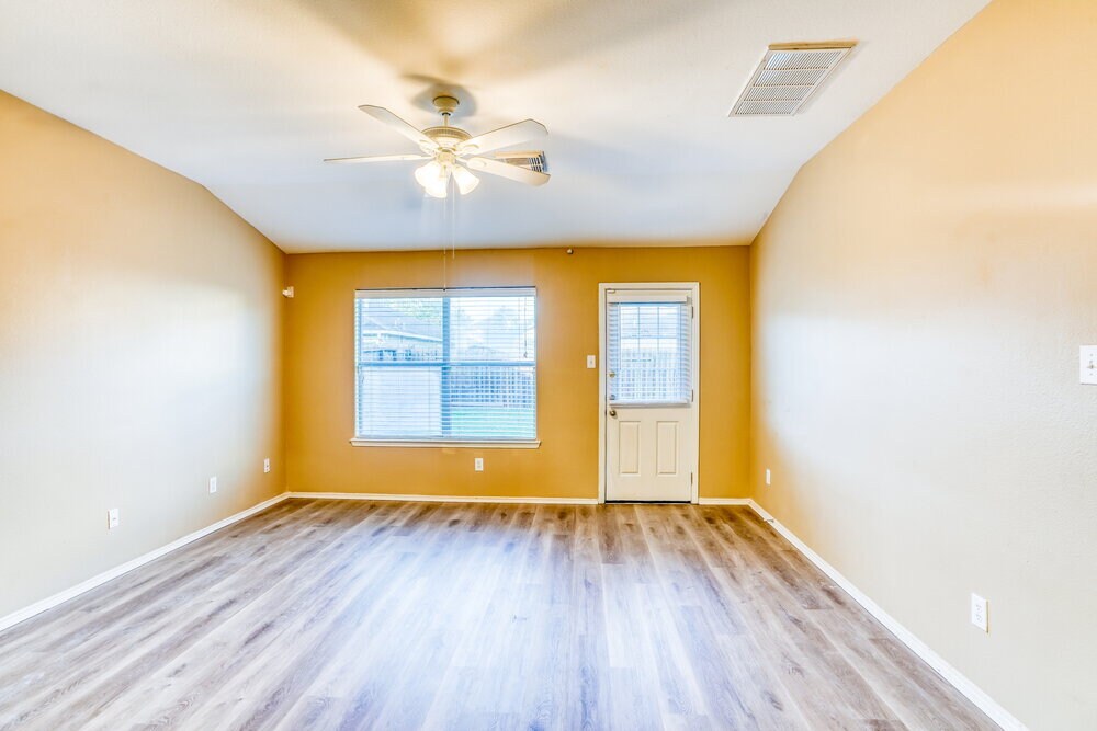 Building Photo - 8223 Wainwright Way