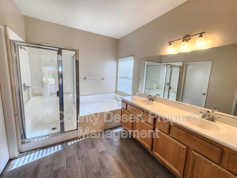 Building Photo - 41213 Mackenzie Lane