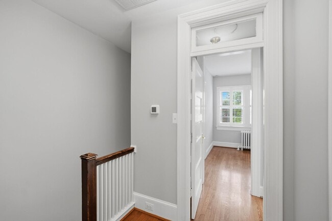 Building Photo - Glover Park Townhome | 4 Bed | 3.5 Bath | 2,500 Sf | Large Front Porch & Fenced-In Backyard w/ Deck