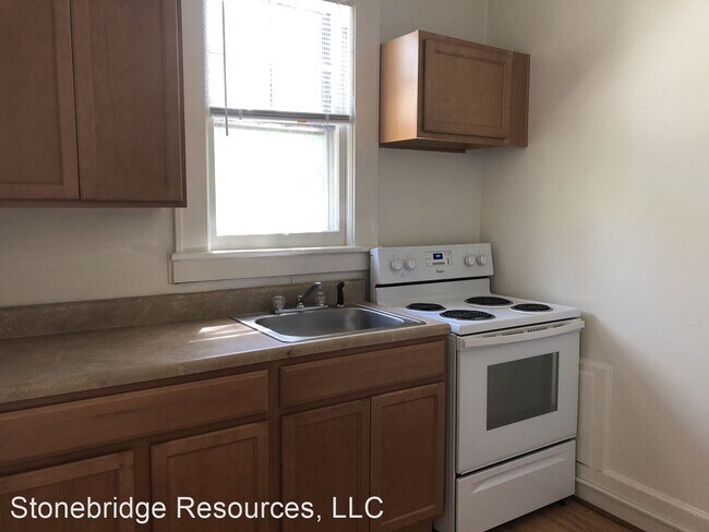 Building Photo - 317 Tate St