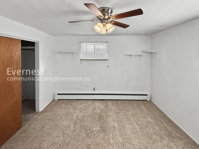 Building Photo - 3366 W 55th Pl