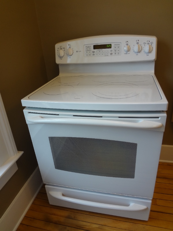 Building Photo - 300 2nd Ave NW