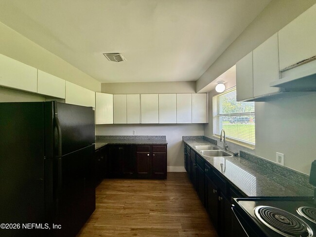 Building Photo - 6006 Catoma St