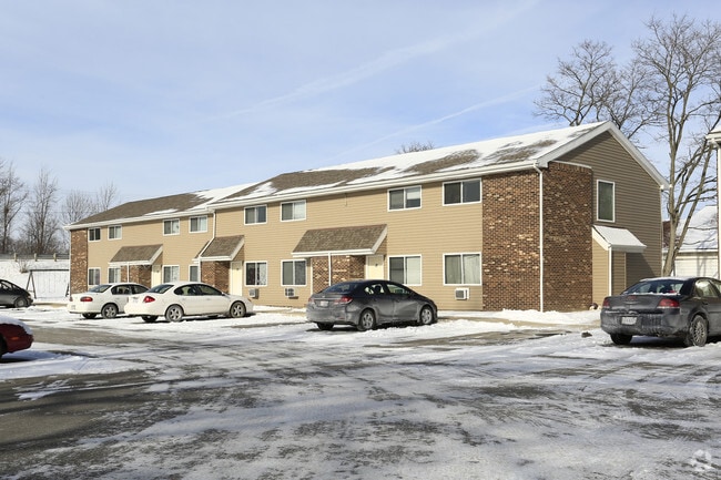Primary Photo - Willard Valley Apartments