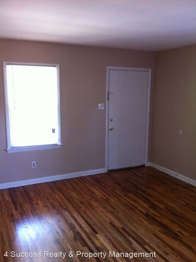 Building Photo - 3 br, 1 bath House - 2196 Cassie