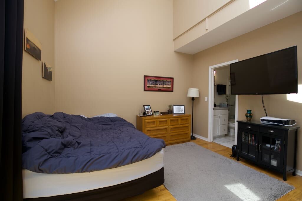 Building Photo - 2205 W Ohio St