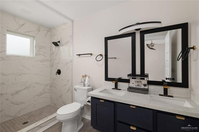 Building Photo - 609 E Interstate Hwy 2