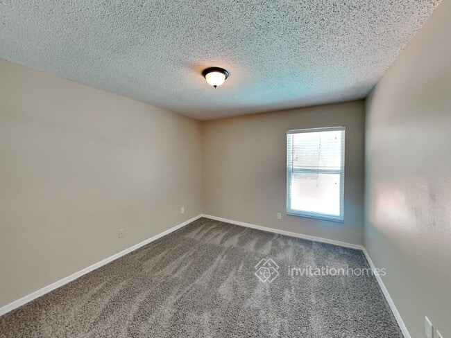 Building Photo - 5425 Windbrush Dr