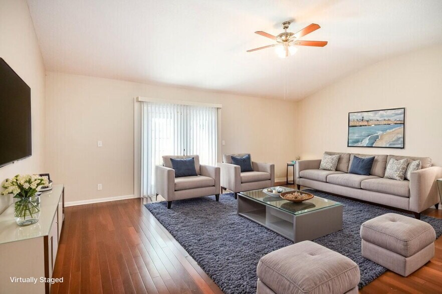 Building Photo - 12640 Ashmore Green Dr S