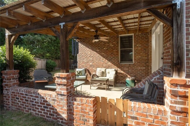 Building Photo - 3024 Metthame Dr