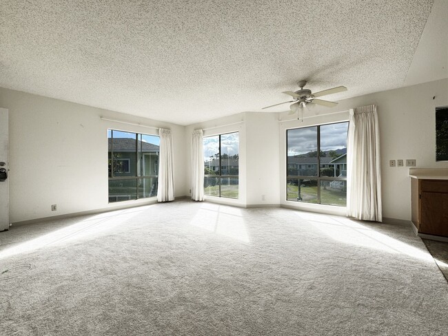 Building Photo - Centrally Located Mililani Townhome with 2...