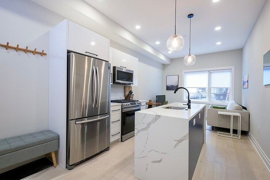 Building Photo - 2309 Ontario Rd NW