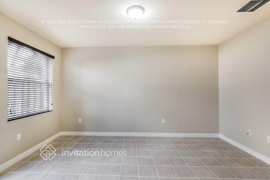 Building Photo - 2547 SW 147 Path