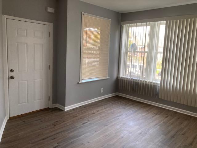 Building Photo - 6142 S Artesian Ave