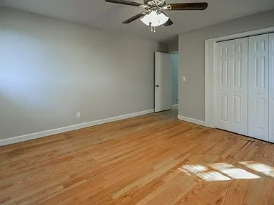 Building Photo - 429 Bel-Air Dr