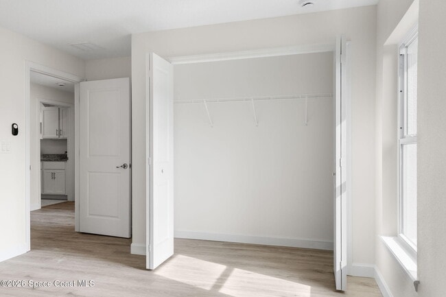 Building Photo - 197 Dayton Blvd