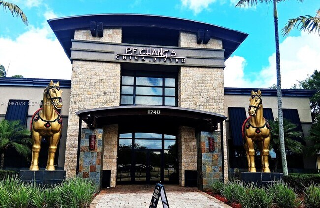 Building Photo - 2641 N Flamingo Rd