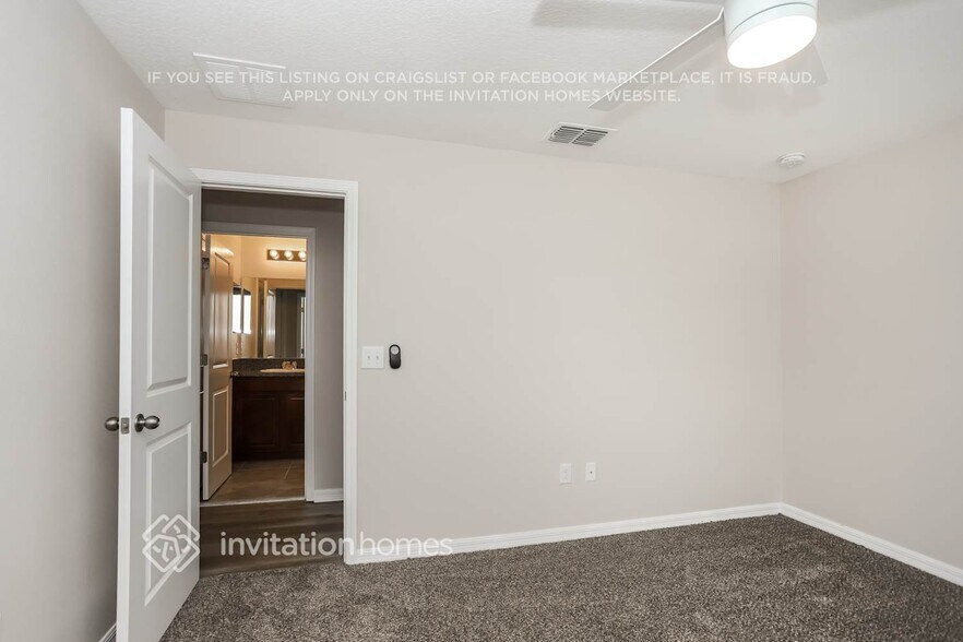 Building Photo - 6341 Shore Vista Pl