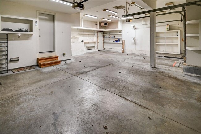 Building Photo - 400 Muirfield Ct