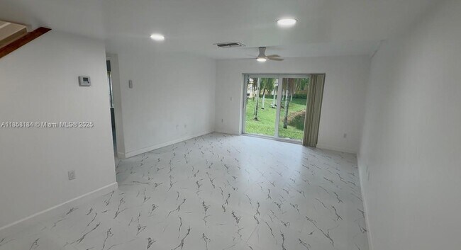 Building Photo - 3982 NW 90th Ave