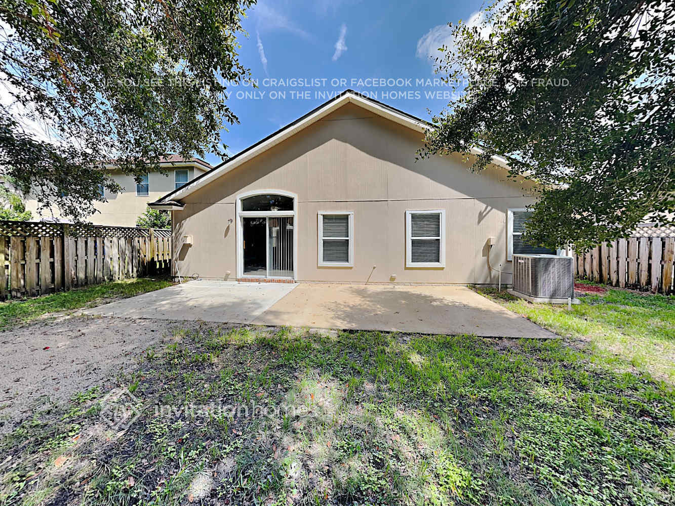 Building Photo - 1325 River City St