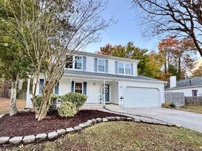 Building Photo - Ready NOW! A 4/2.5 in Glenwood! A Pet Friendly Home w/a HUGE Fenced Yard, Attached Garage!