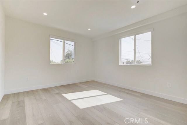 Building Photo - 1070 Allen Ave