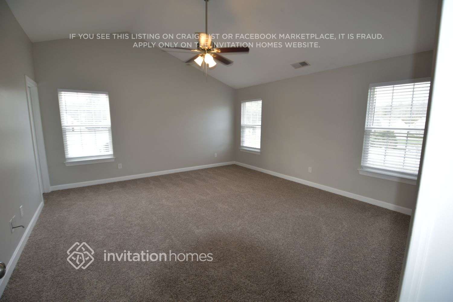 Building Photo - 549 Meredith Court