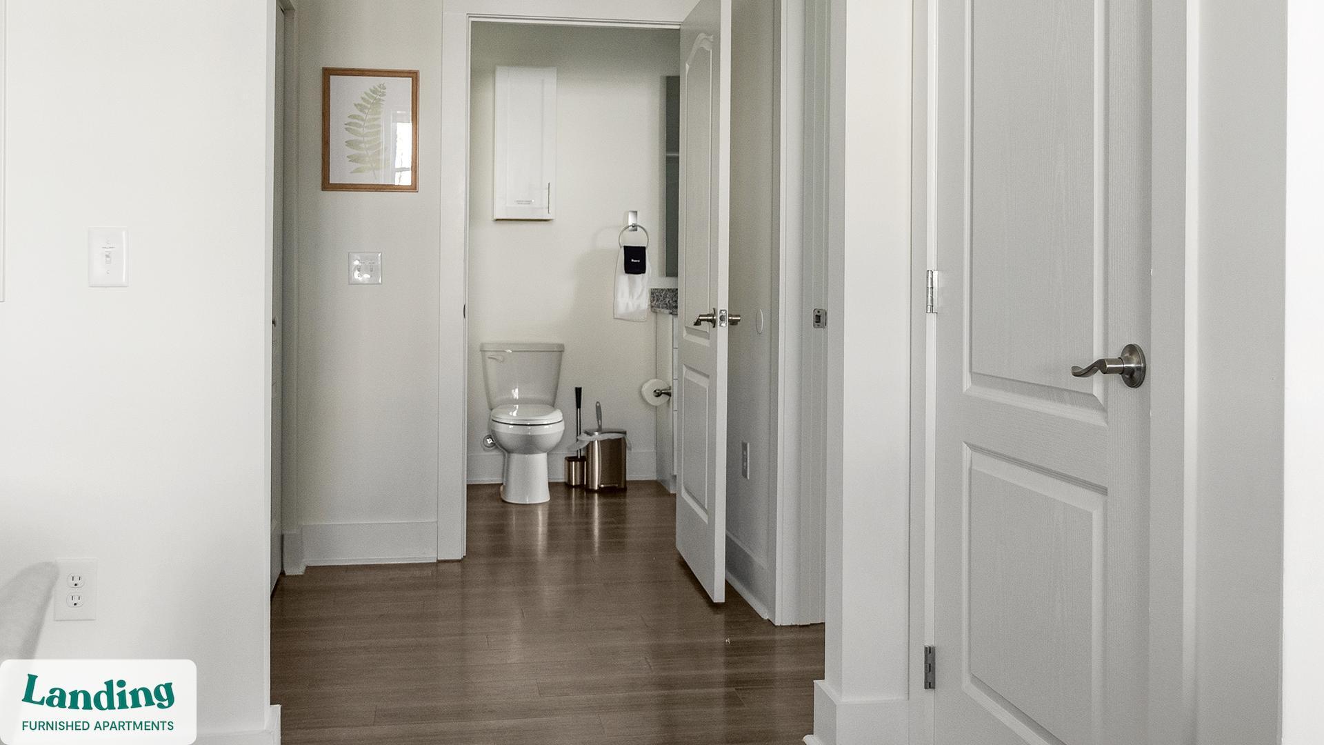 Building Photo - 901 Kelly Green Ln