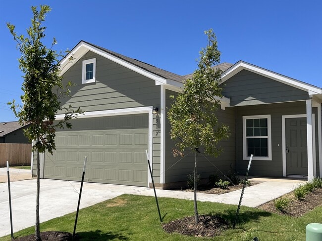Building Photo - 312 Freshwater Dr
