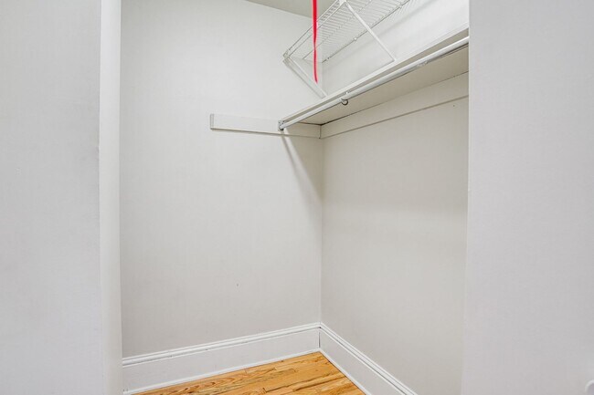 Building Photo - Mt. Pleasant Condo | 2 Bed | 2 Bath | 1,250 Sf