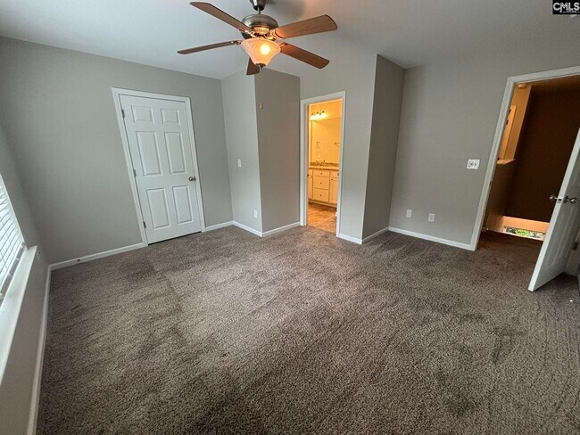 Building Photo - 532 Idlewood Park Dr
