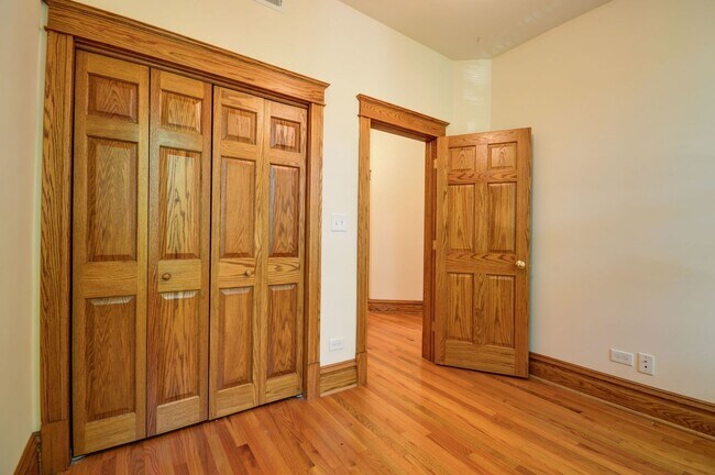 Building Photo - 3724 N Fremont St