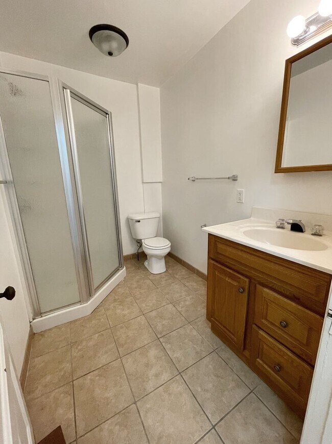 Building Photo - 1220 Prospect St