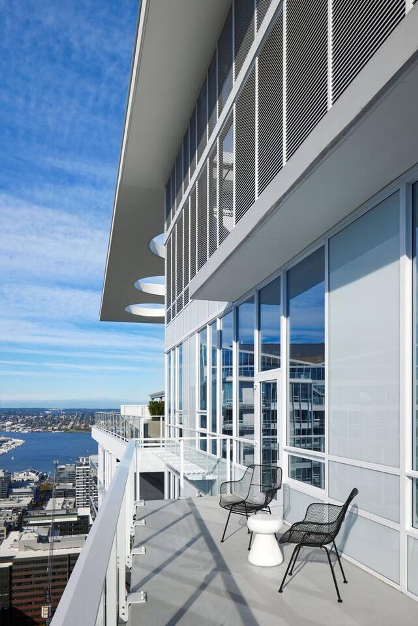 Building Photo - 1077 Lenora St