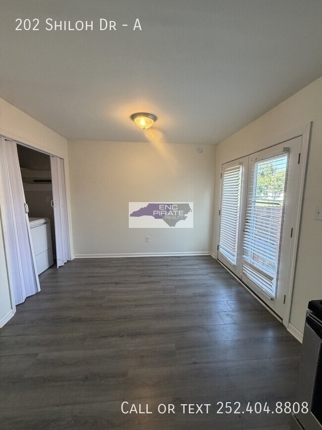 Building Photo - 202 Shiloh Dr
