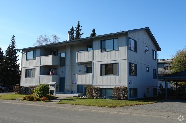 Building Photo - 1320-1340 Denali St