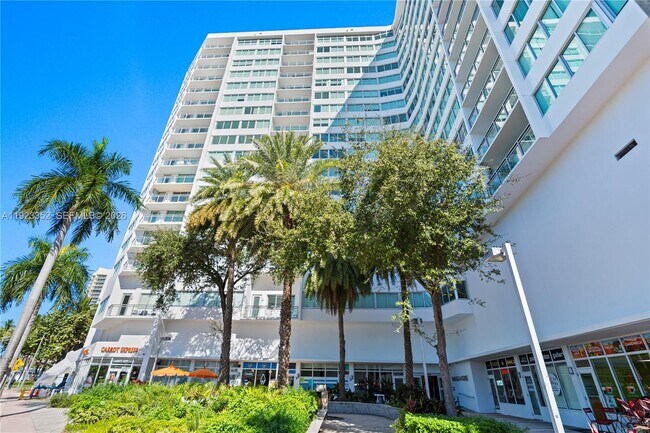 Building Photo - 7135 Collins Ave