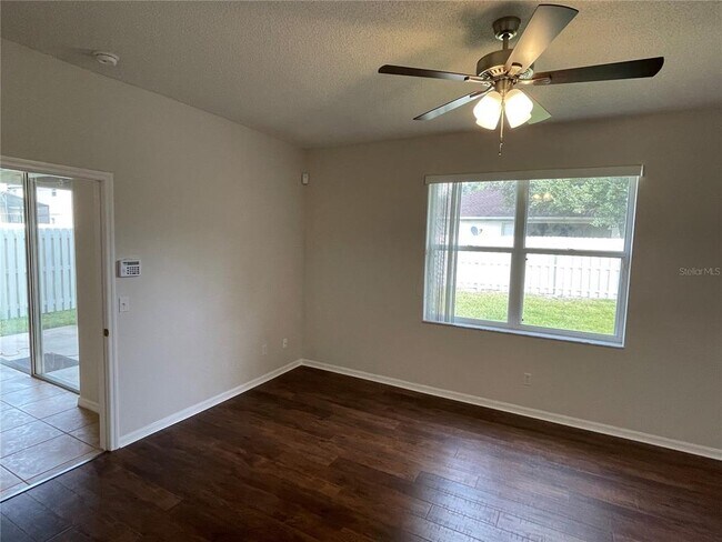Building Photo - 5118 Santa Ana Dr