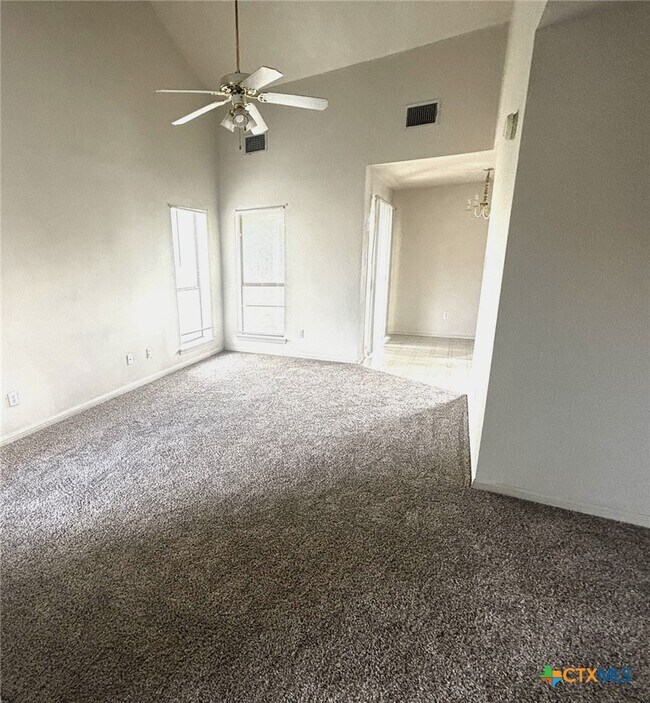 Building Photo - 308 Deloris Dr