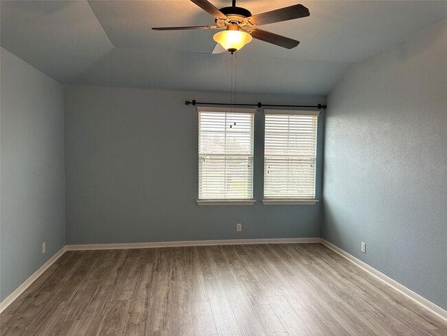 Building Photo - 307 Wildcat Dr