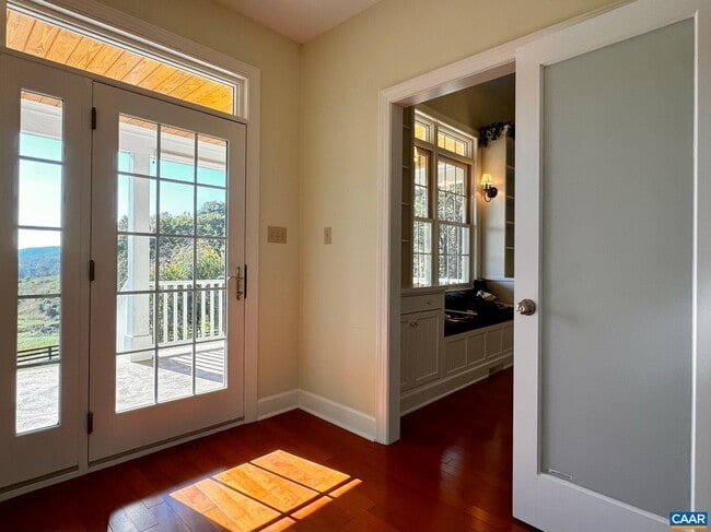 Building Photo - 3834 Thomas Dairy Ln