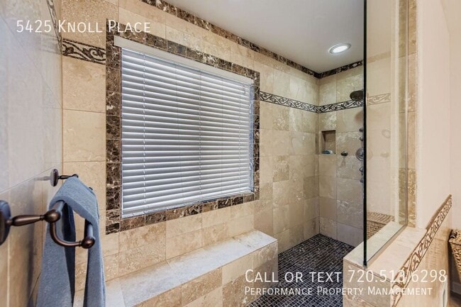 Building Photo - 5425 E Knoll Pl