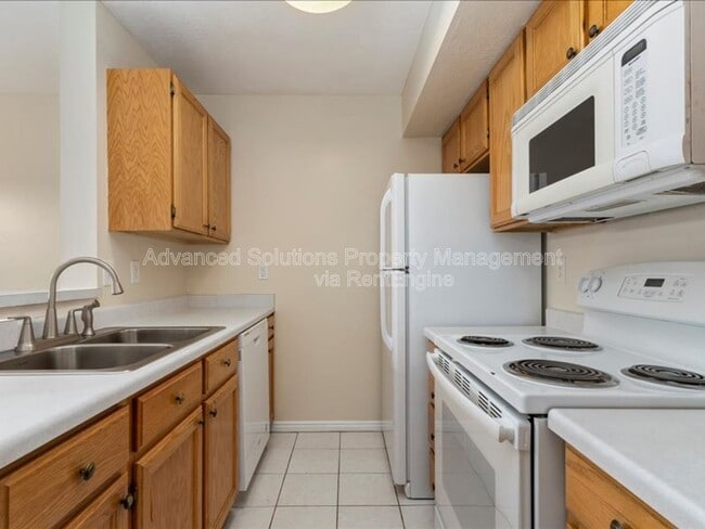 Building Photo - 8812 Wollemi Pine Way