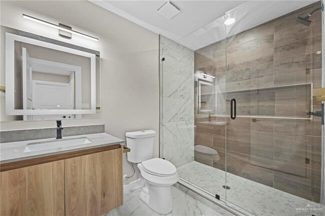 Building Photo - 24 Corales St