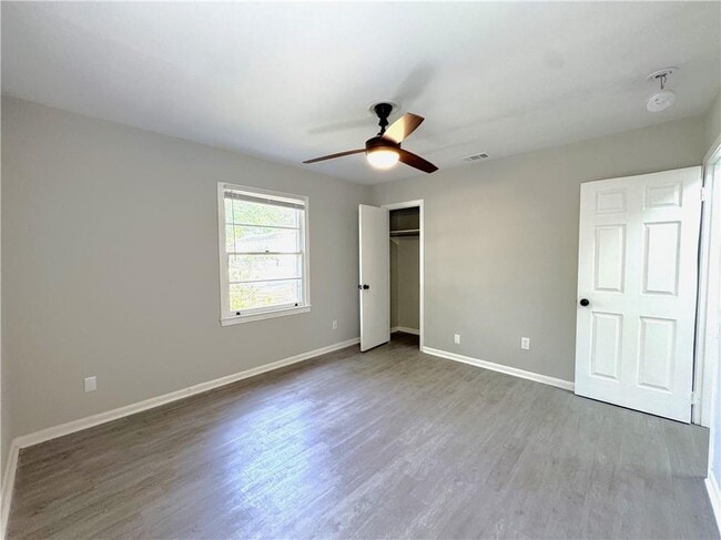 Building Photo - 4657 Barbara Mitchell Dr