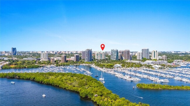 Building Photo - 3350 SW 27th Ave